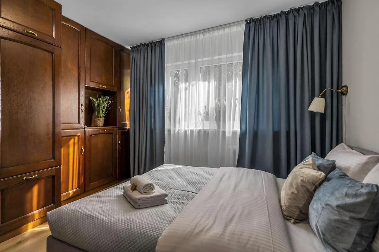Wola Kolo Blue Apartment وارسو 0*,